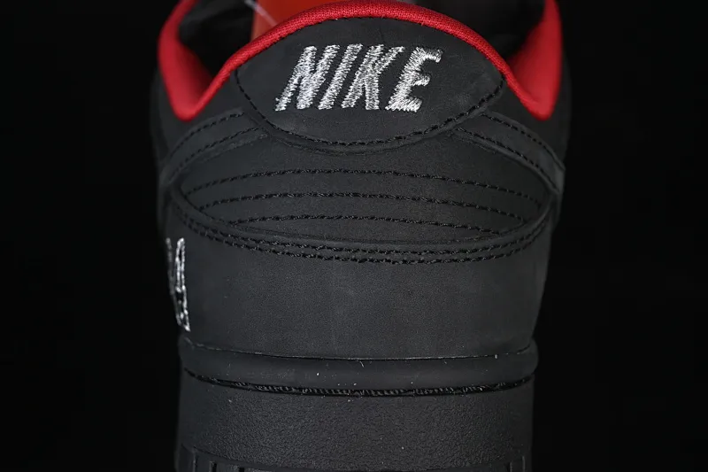 All Categories Nk SB Dunk Series Nk SB Dunk Low Low-top sneakers Supreme x Nike SB Dunk Low "Ocean Fog" Limited Edition Black Warrior Low-top casual sneakers HQ8487-001